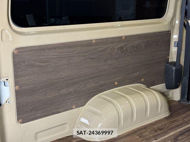 Toyota REGIUSACE VAN 2016-04 7457275-26