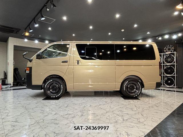 Toyota REGIUSACE VAN 2016-04 7457275-7