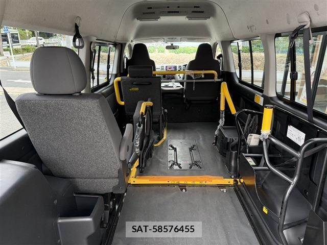 Toyota REGIUSACE VAN 2013-06 7788717-12