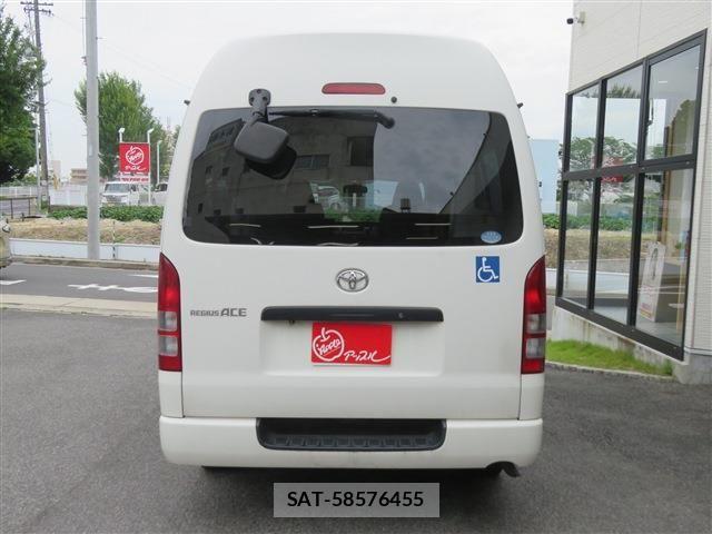 Toyota REGIUSACE VAN 2013-06 7788717-3