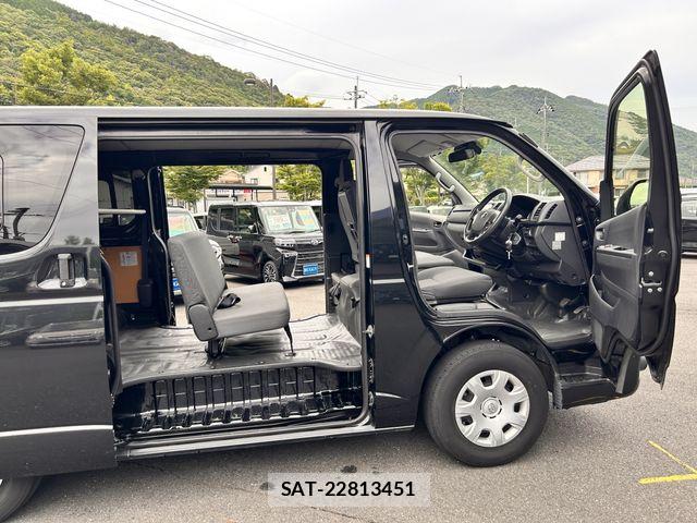 Toyota REGIUSACE VAN 2018-01 7879134-1
