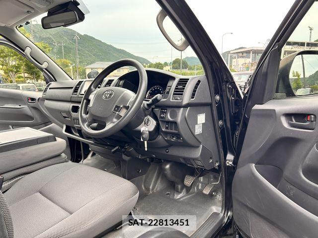 Toyota REGIUSACE VAN 2018-01 7879134-4