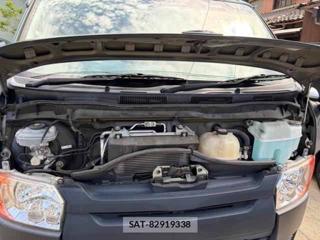 Toyota REGIUSACE VAN 2017-05 8337633-17