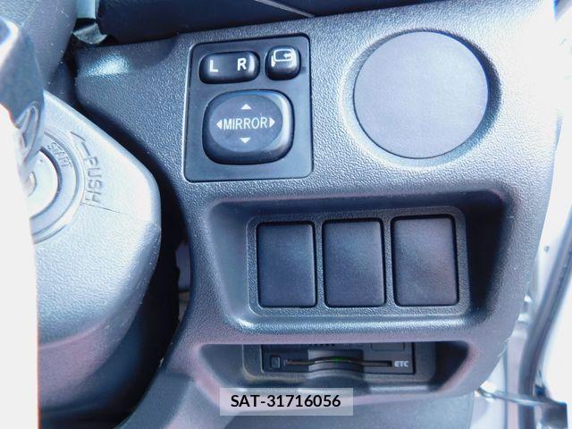 Toyota REGIUSACE VAN 2016-04 8661262-10
