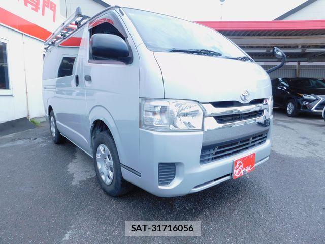 Toyota REGIUSACE VAN 2016-04 8661262-3