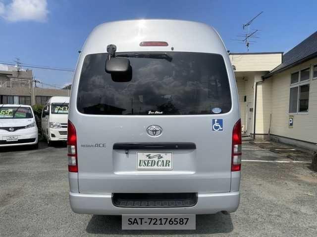 Toyota REGIUSACE VAN 2013-03 8831296-14