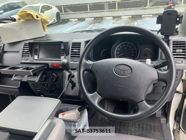 Toyota REGIUSACE VAN 2006-03 8831298-15
