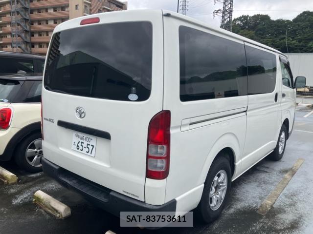 Toyota REGIUSACE VAN 2006-03 8831298-3