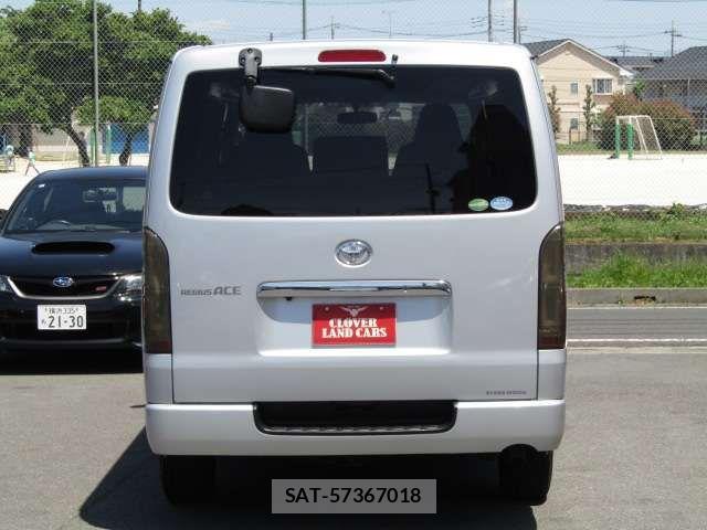 Toyota REGIUSACE VAN 2018-10 8850508-14
