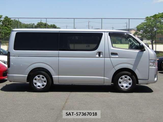Toyota REGIUSACE VAN 2018-10 8850508-16