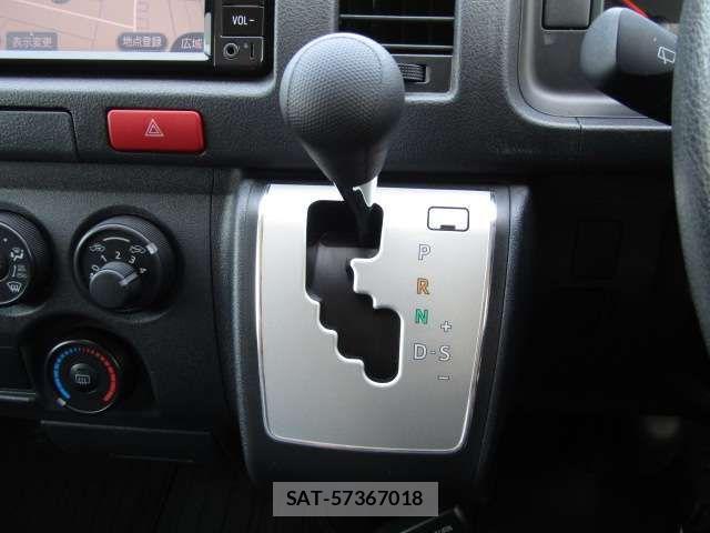 Toyota REGIUSACE VAN 2018-10 8850508-8