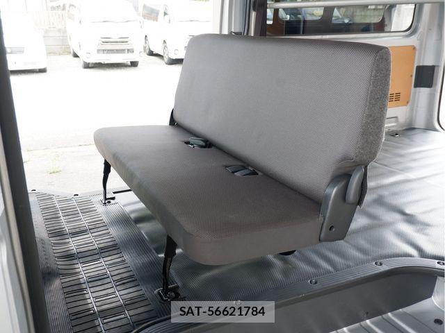 Toyota REGIUSACE VAN 2017-04 8849899-17