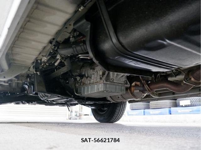 Toyota REGIUSACE VAN 2017-04 8849899-27