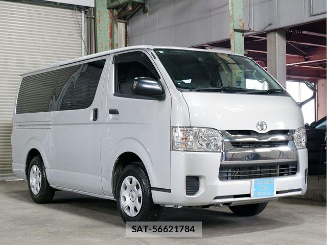 Toyota REGIUSACE VAN 2017-04 8849899-3