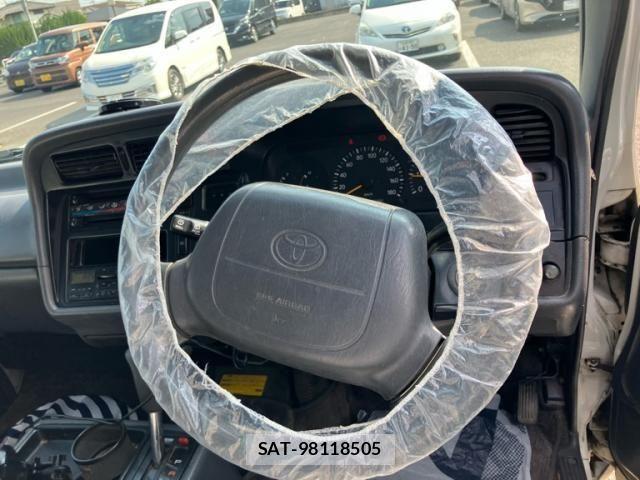 Toyota REGIUSACE VAN 1999-11 8159116-15