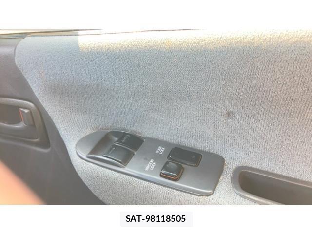 Toyota REGIUSACE VAN 1999-11 8159116-23