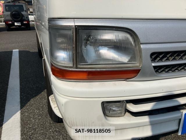 Toyota REGIUSACE VAN 1999-11 8159116-2