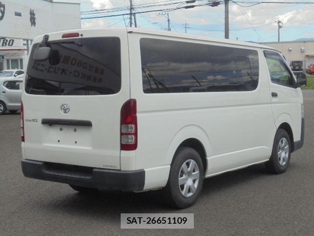 Toyota REGIUSACE VAN 2014-08 1246865-2