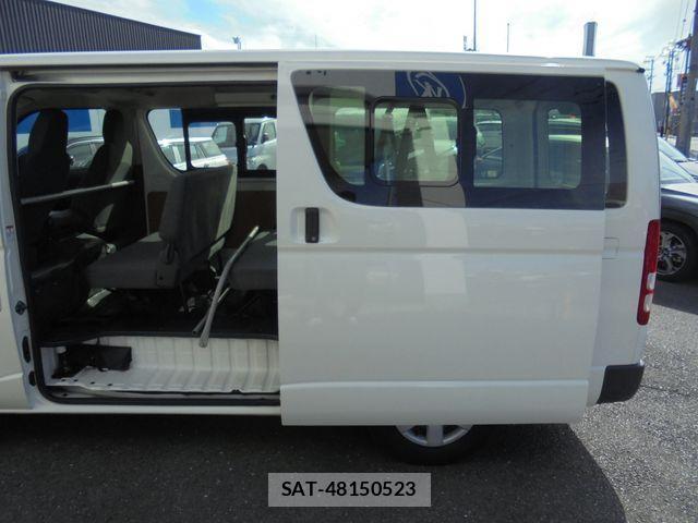 Toyota REGIUSACE VAN 2019-03 1372438-10