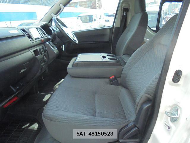 Toyota REGIUSACE VAN 2019-03 1372438-12