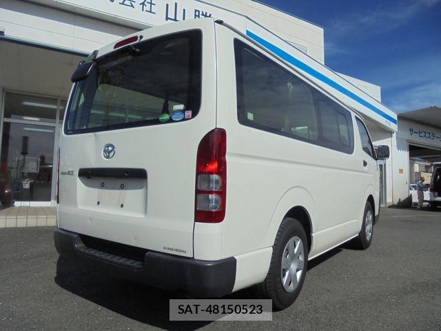 Toyota REGIUSACE VAN 2019-03 1372438-3