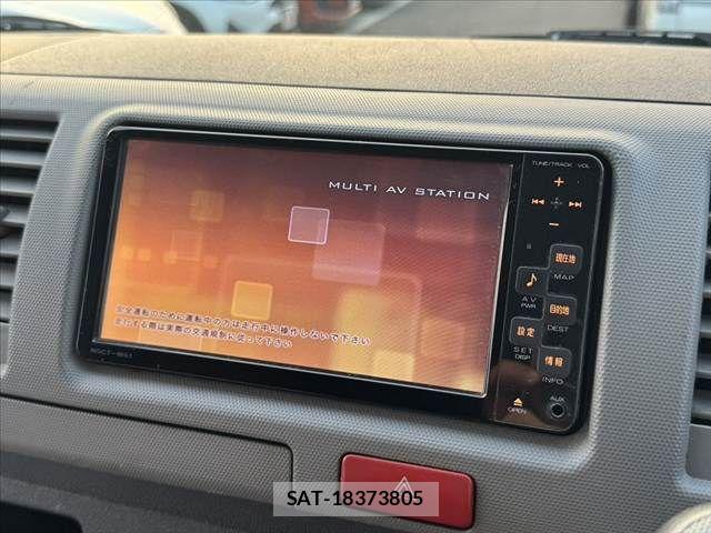 Toyota REGIUSACE VAN 2012-01 8209853-2