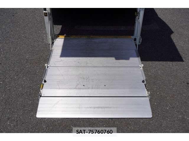Toyota REGIUSACE VAN 2020-02 1088263-18