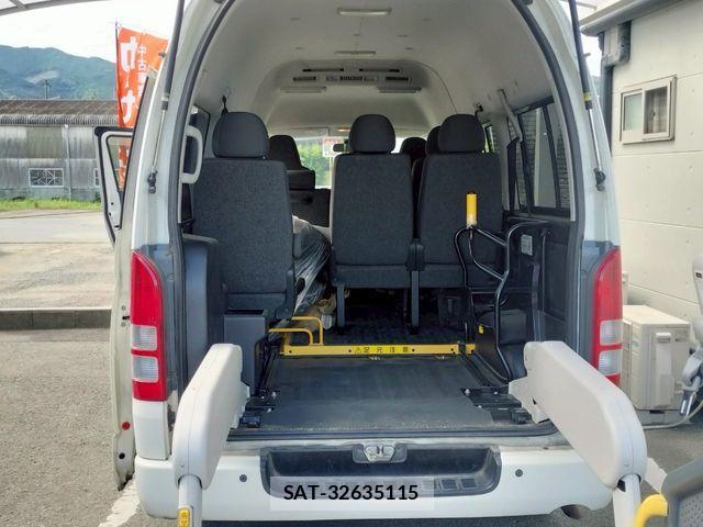 Toyota REGIUSACE VAN 2013-05 1141809-2