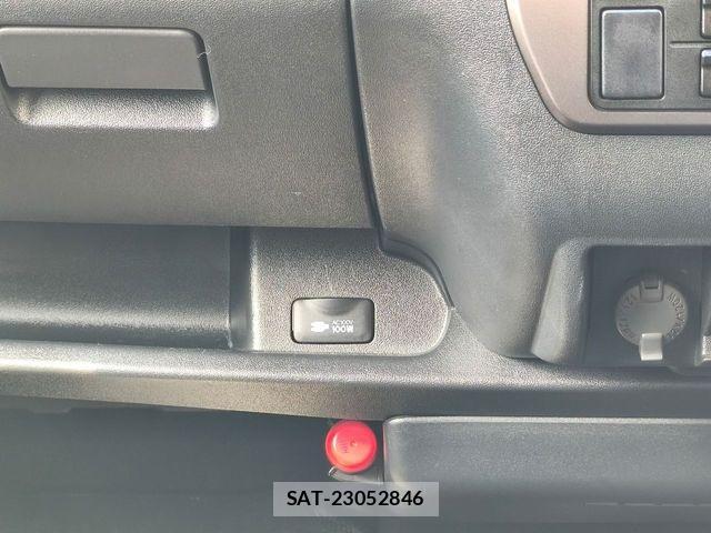 Toyota REGIUSACE VAN 2016-09 1169548-18
