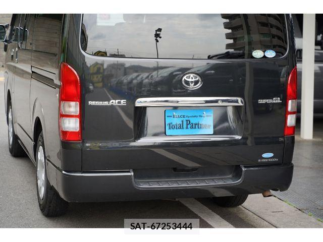Toyota REGIUSACE VAN 2011-03 1198556-14