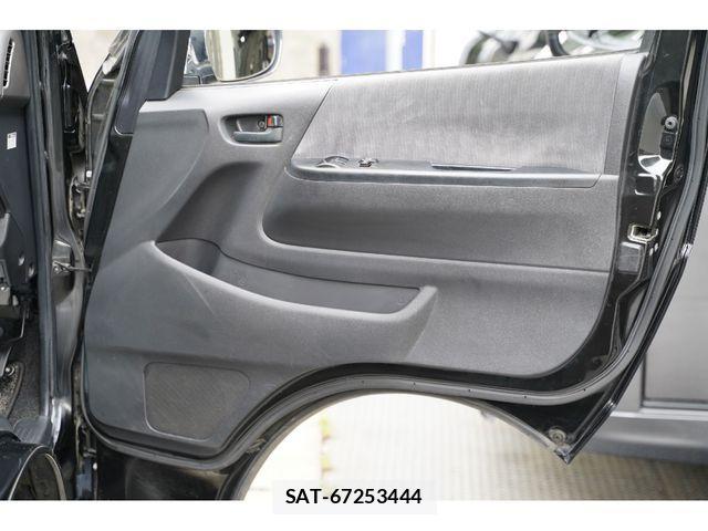 Toyota REGIUSACE VAN 2011-03 1198556-16