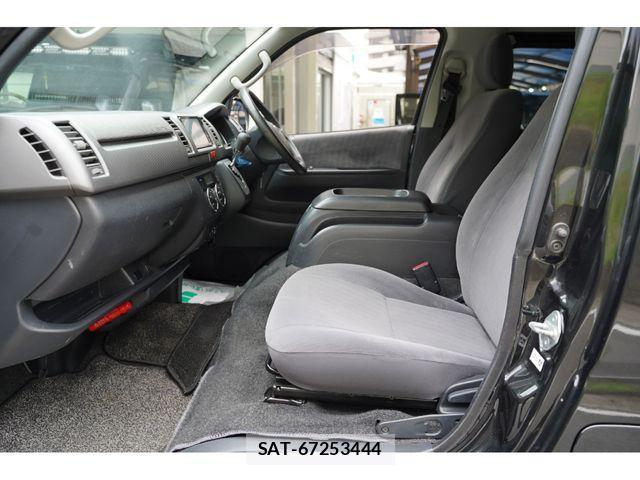 Toyota REGIUSACE VAN 2011-03 1198556-28