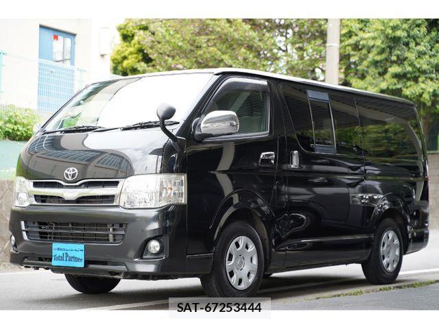 Toyota REGIUSACE VAN 2011-03 1198556-7