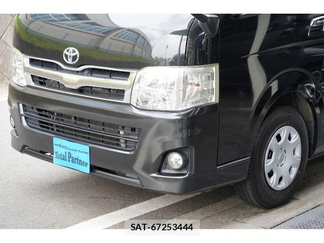 Toyota REGIUSACE VAN 2011-03 1198556-8