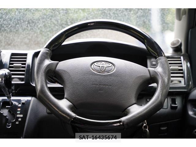 Toyota REGIUSACE VAN 2009-12 1259017-10