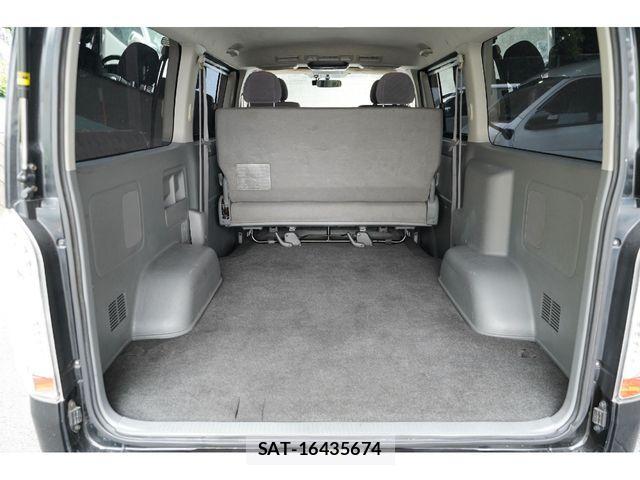 Toyota REGIUSACE VAN 2009-12 1259017-29