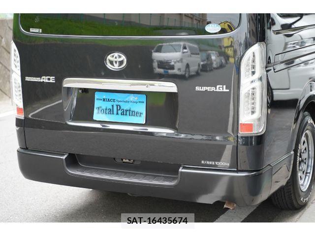 Toyota REGIUSACE VAN 2009-12 1259017-7