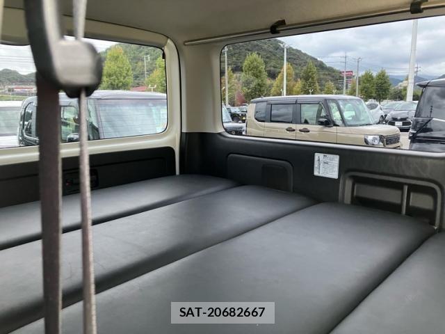 Toyota REGIUSACE VAN 2016-10 1293589-10