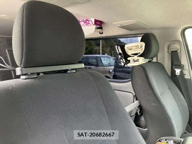 Toyota REGIUSACE VAN 2016-10 1293589-8