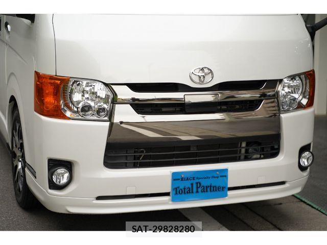 Toyota REGIUSACE VAN 2018-02 1304003-9