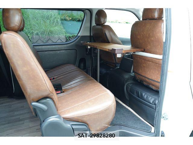 Toyota REGIUSACE VAN 2018-02 1304003-21