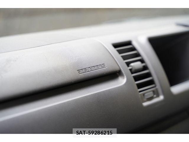 Toyota REGIUSACE VAN 2012-09 1372439-1