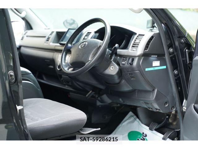 Toyota REGIUSACE VAN 2012-09 1372439-20