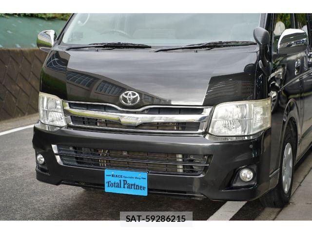 Toyota REGIUSACE VAN 2012-09 1372439-6