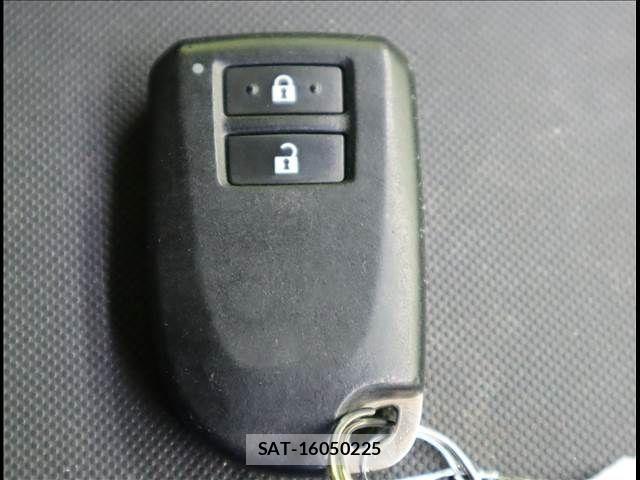Toyota REGIUSACE VAN 2017-07 1381642-10