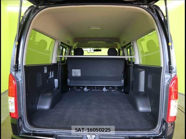 Toyota REGIUSACE VAN 2017-07 1381642-21