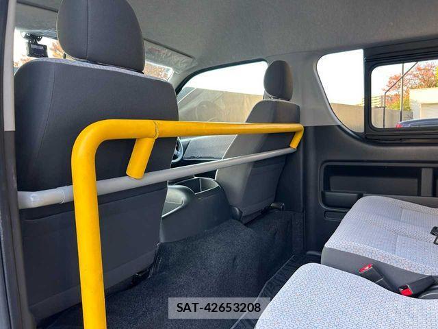 Toyota REGIUSACE VAN 2017-07 1430104-10