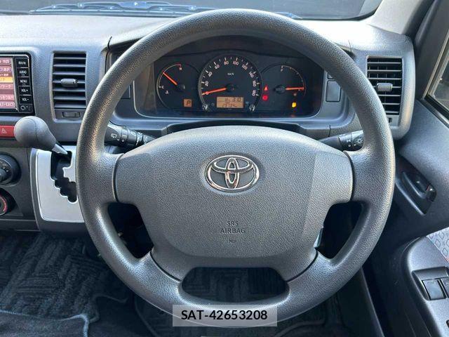 Toyota REGIUSACE VAN 2017-07 1430104-11