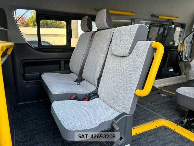Toyota REGIUSACE VAN 2017-07 1430104-18