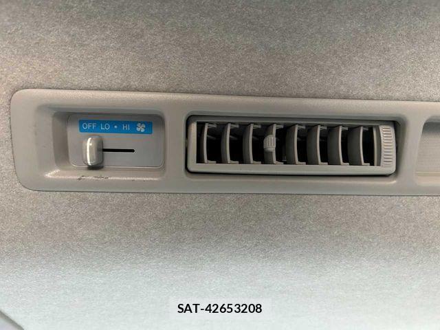 Toyota REGIUSACE VAN 2017-07 1430104-21